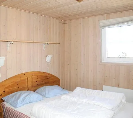 Six-bedroom Holiday In 5 Сasa de vacaciones Blåvand